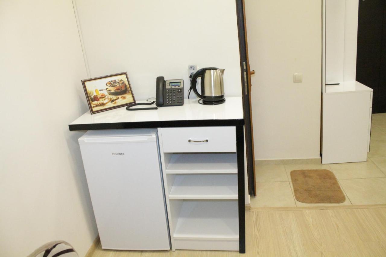Tempus Hotel-Hostel Erywań Zewnętrze zdjęcie