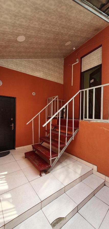 Tempus Hotel-Hostel Erywań Zewnętrze zdjęcie